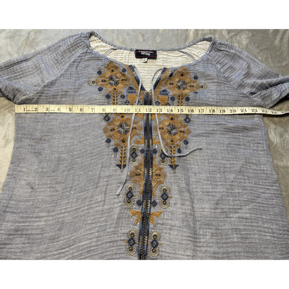 Johnny Was Chambray Floral Embroidered Top Bell Sleeve Boho Size Large Women's - Picture 8 of 14